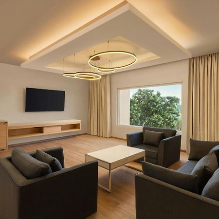 Courtyard By Marriott Tiruchirappalli Exterior foto