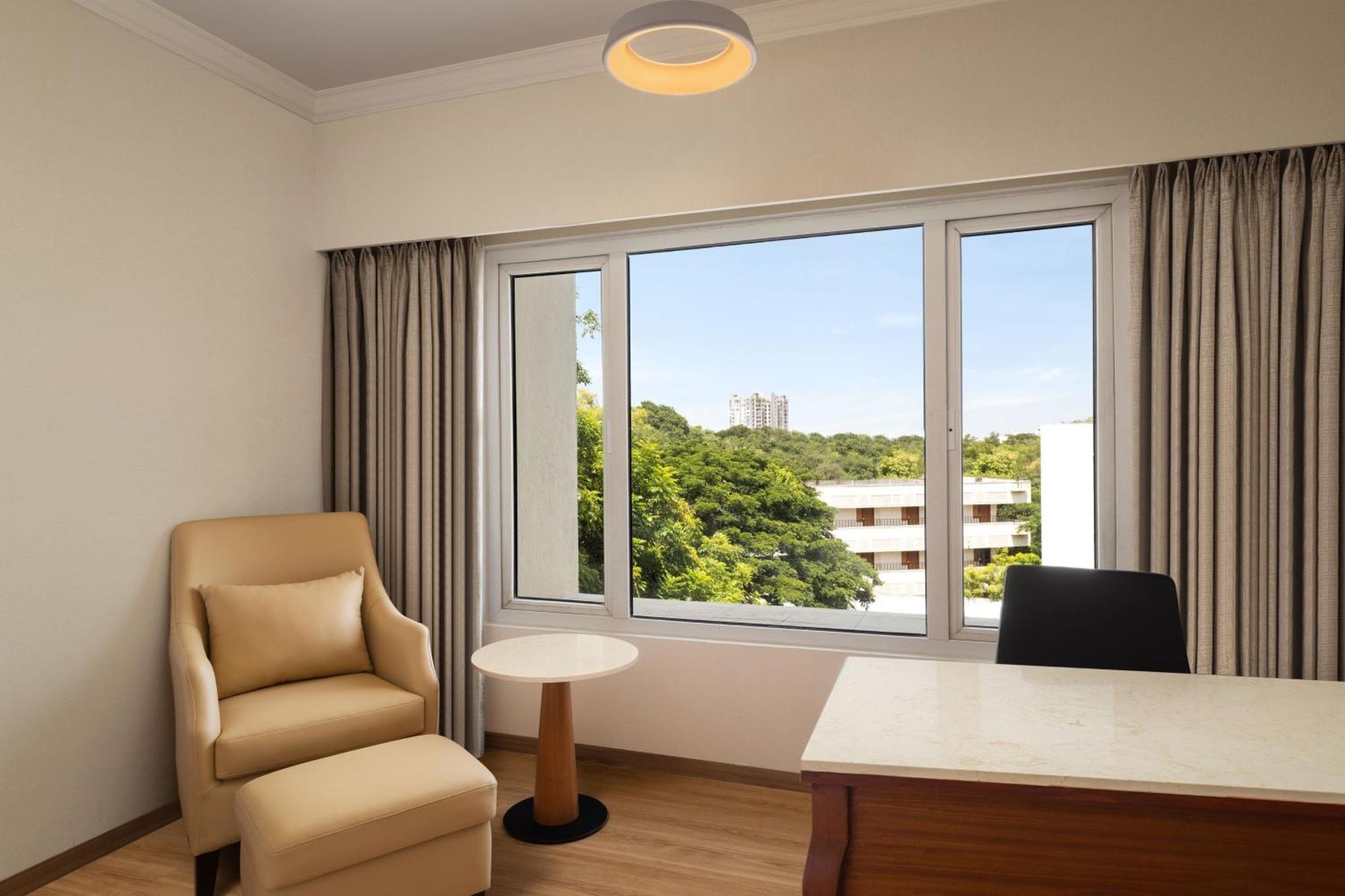 Courtyard By Marriott Tiruchirappalli Exterior foto